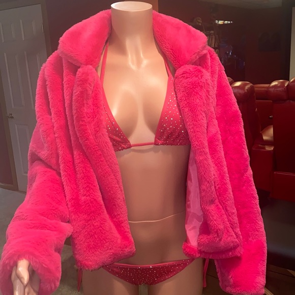 ❤️ Faux Fur Jacket Brand New - Picture 4 of 9